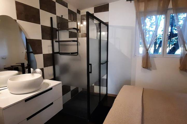 Ganze Wohnung, Appart'Estel 2 Pers. auf dem Land mit Poolzugang in Tarascon, Arles und Umgebung