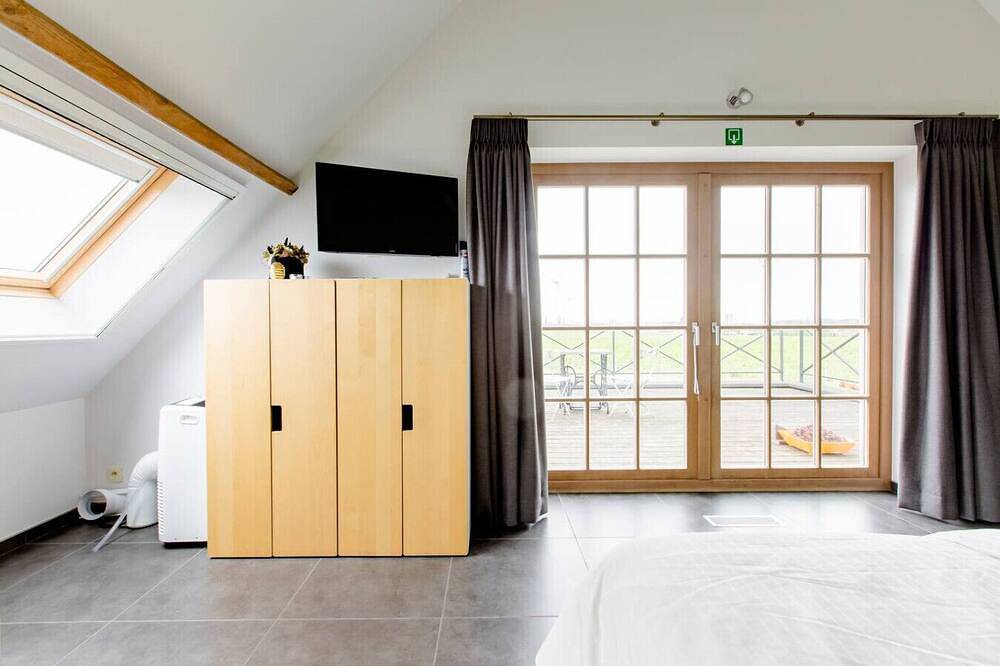 Terrace Deluxe Room 1st floor in Boezinge, Ieper