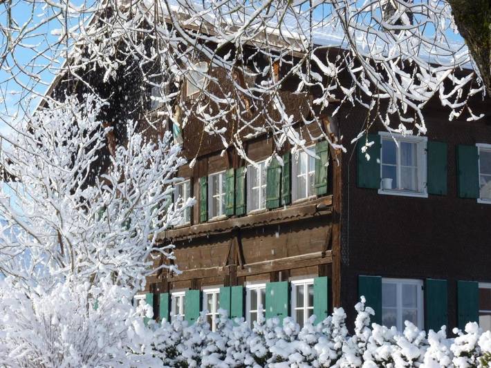 Ferienwohnung für 11 Personen, mit Terrasse und Garten in Görisried