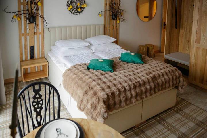 Apartament wakacyjny dla 2 osób, z ogród i balkon w Beskidy