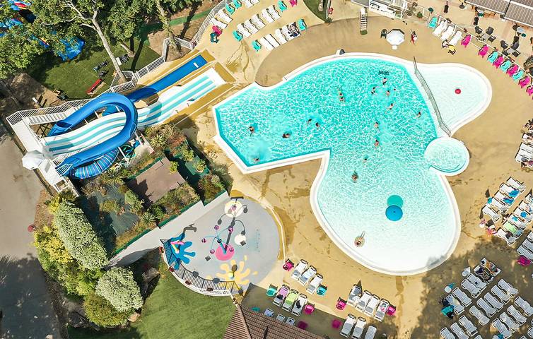 Camping pour 6 personnes, avec Terrasse et Jardin
