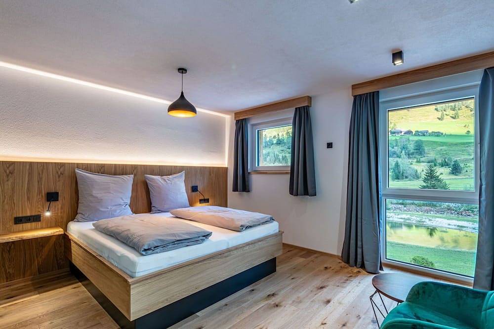 Ganze Wohnung, Schöne Wohnung für 4 Leute mit Whirlpool, W-Lan, Tv und Innenhof in Kleinsölk, Tauern