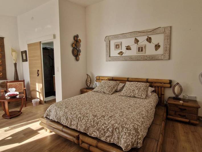 Appartement de vacances pour 2 personnes, avec jardin ainsi que jacuzzi et piscine, animaux acceptés