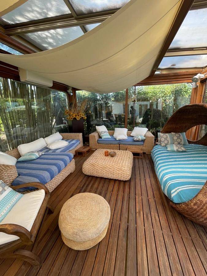 Villa Serena, con piscina, giardino, vicino al mare in Pesaro, Pesaro-Urbino