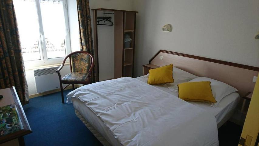 Hôtel pour 3 personnes, avec terrasse, animaux acceptés dans Verrières (Vienne) - 4