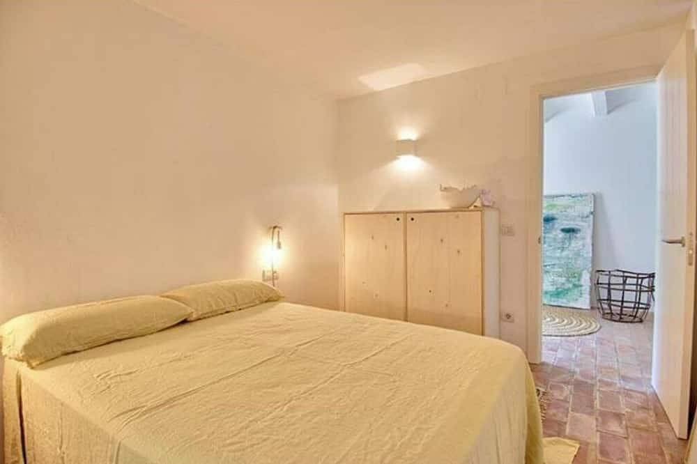 Preciosa Casa de Diseño en el Corazón del Empordà in Regencós, Costa Brava