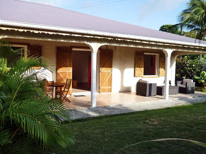 Gîte pour 5 personnes, avec piscine ainsi que terrasse et jardin dans Pointe-à-Pitre - 3