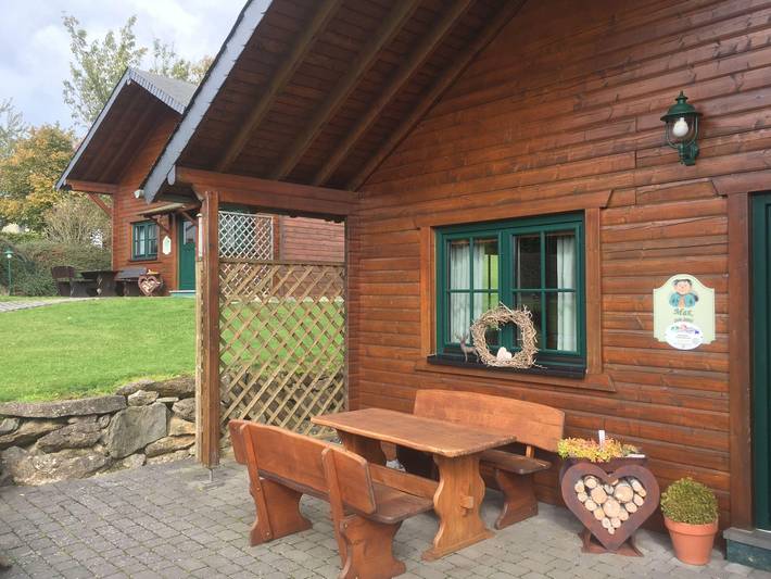 Ferienhaus für 4 Personen, mit Terrasse und Garten sowie Sauna in der Vulkaneifel