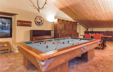 Casa Vacanza per 27 Persone in Apecchio, Valle del Metauro, Foto 3