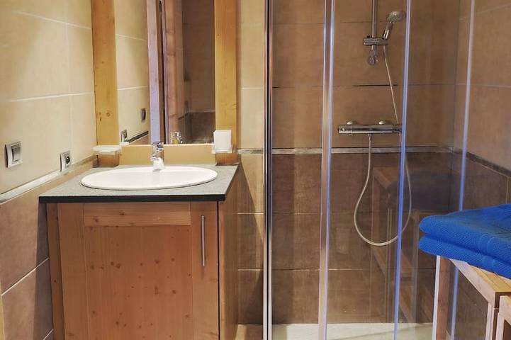 Ganze Wohnung, Neue Wohnung - 6 Personen - direkte Pisten - in der Nähe von Geschäften - 4 * in Valmorel, Les Avanchers-Valmorel