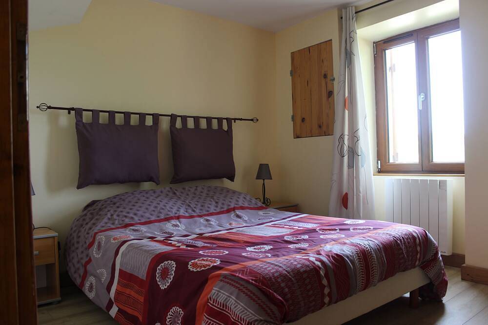 Gîte 3* au calme pour 4  proche Cluny, Tournus, Taizé, Cormatin in Champagny-sous-Uxelles, Région de Chalon-sur-Saône