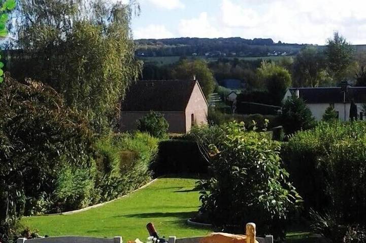 Location de vacances pour 6 personnes, avec jacuzzi et jardin à Fossemanant