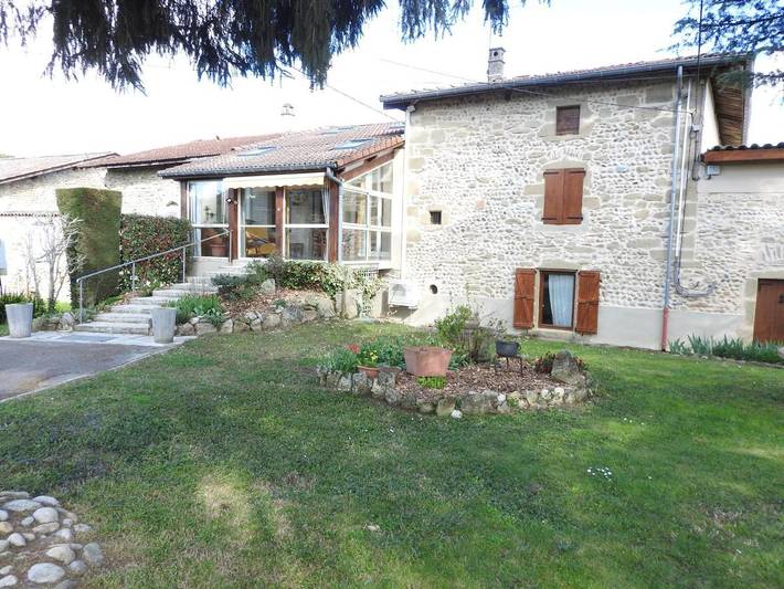 Gîte pour 5 personnes, avec vue et jardin à Saint-Lattier