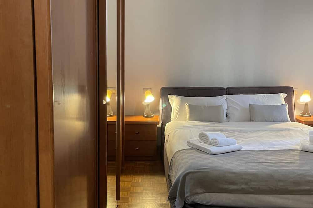 Entire apartment, Bnbook Trilocale Pace in Rho, Milan Province