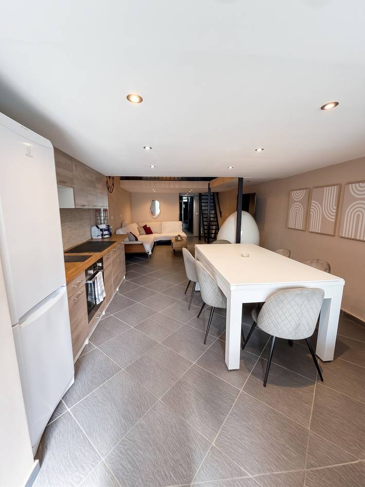 Apartamento entero, Apartamento Valenciennes 80 m² con spa in Valenciennes, Región de Valenciennes