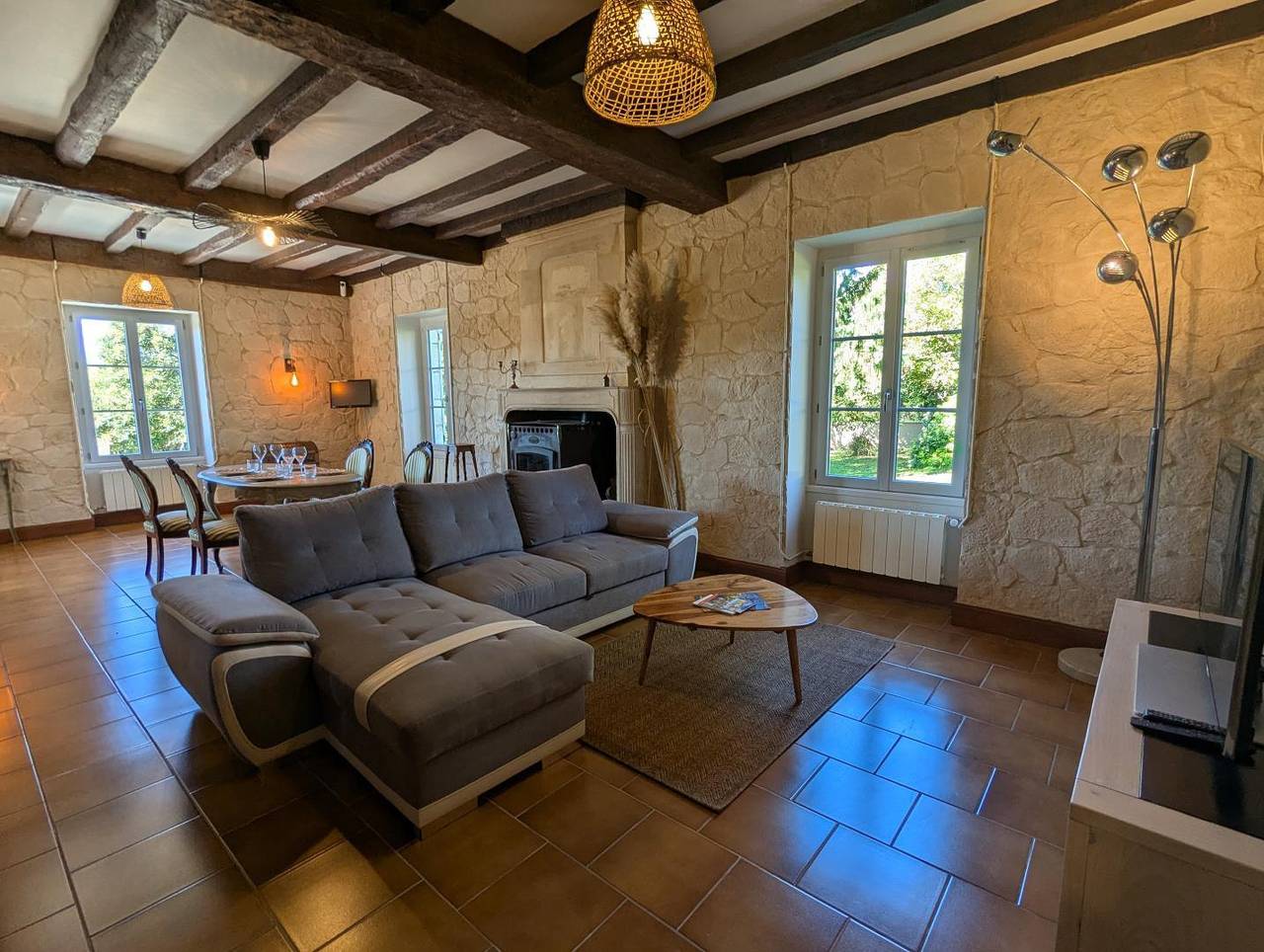 Le Domaine de la Huppe et de l'Écureuil in Ruffec, Charente