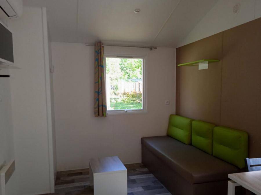 Camping Paradis La Marmotte - Mobilhome 2 personnes - 1 Chambre Confort in Mérens-les-Vals, Pyrénées