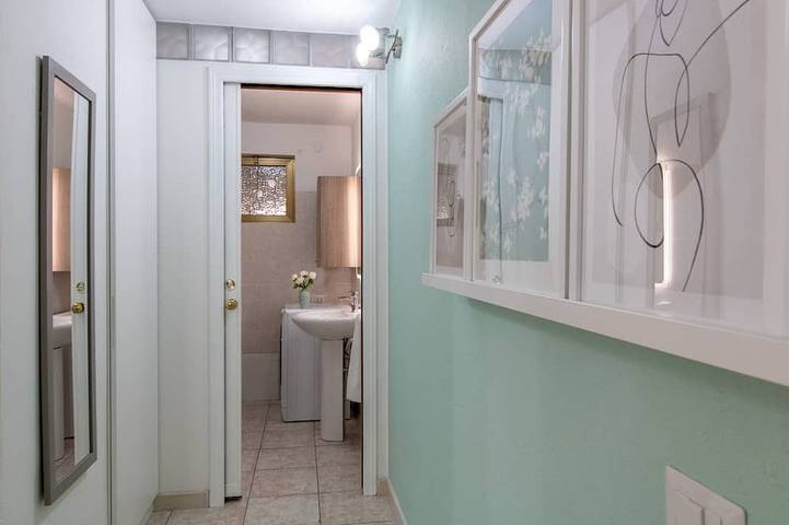 Appartamento intero, Tiny House Salvator Rosa I.U.N. Q2731. in Cagliari, Campidano