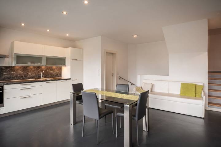 Ferienwohnung für 4 Personen, mit Balkon am Kalterer See - 2