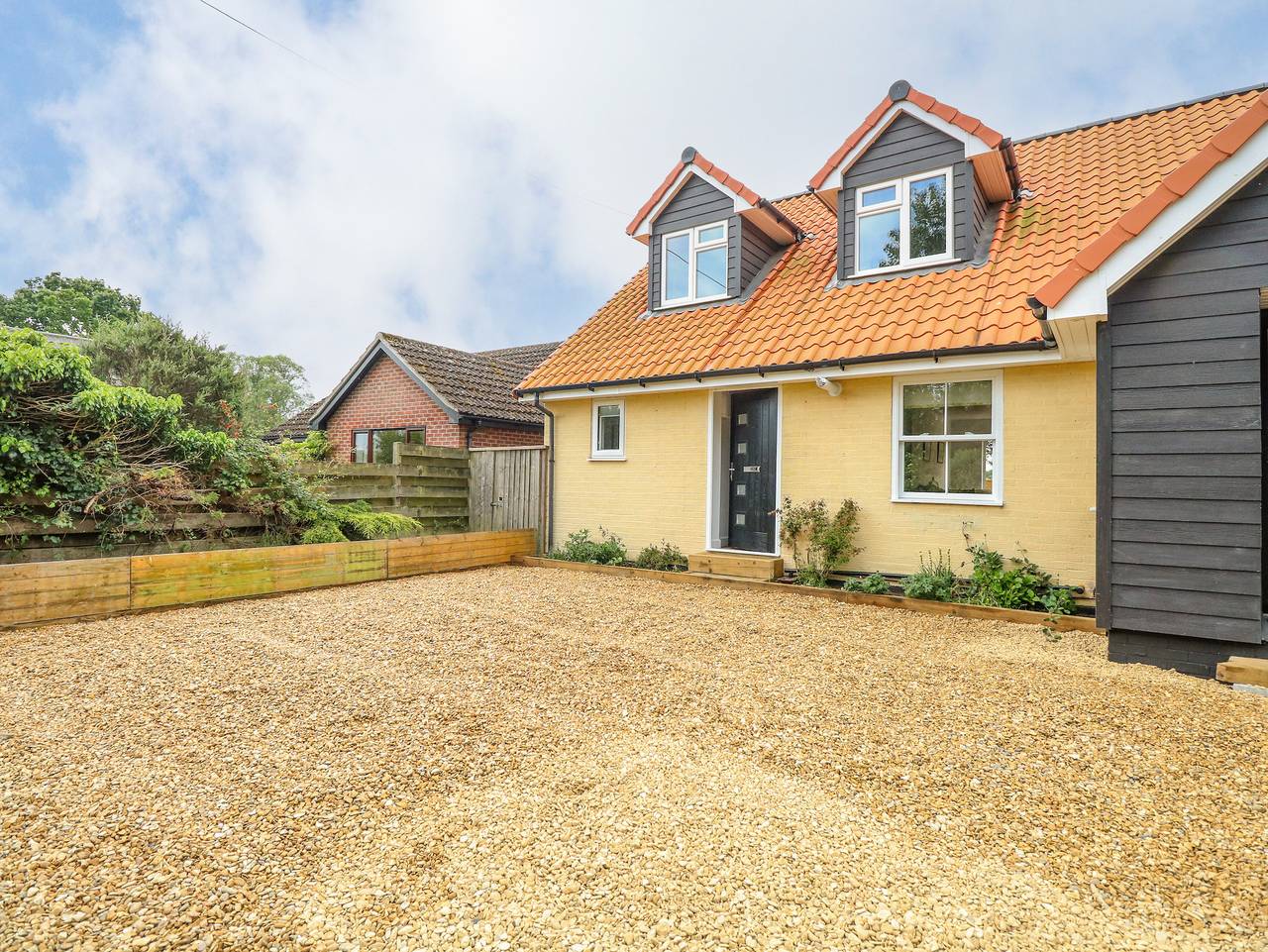 Walnut Shade in Old Buckenham, Buckenham