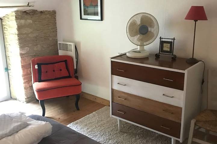 Location de vacances pour 7 personnes, avec terrasse et jardin à Saint-Amand-de-Coly - 3