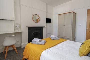 Cottage for 4 People in Bournemouth, South West England, Photo 3