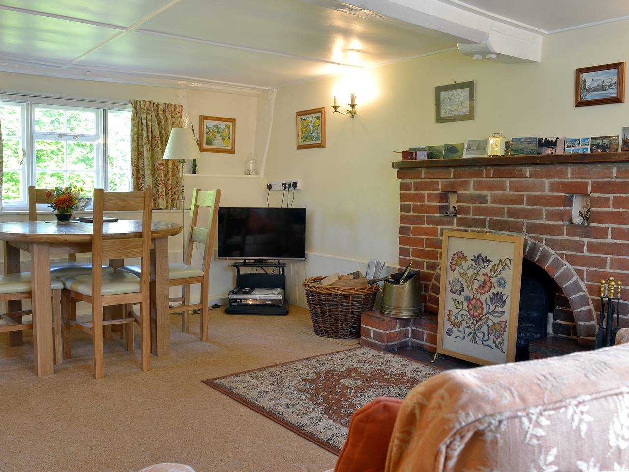 October Cottage in Wiltshire