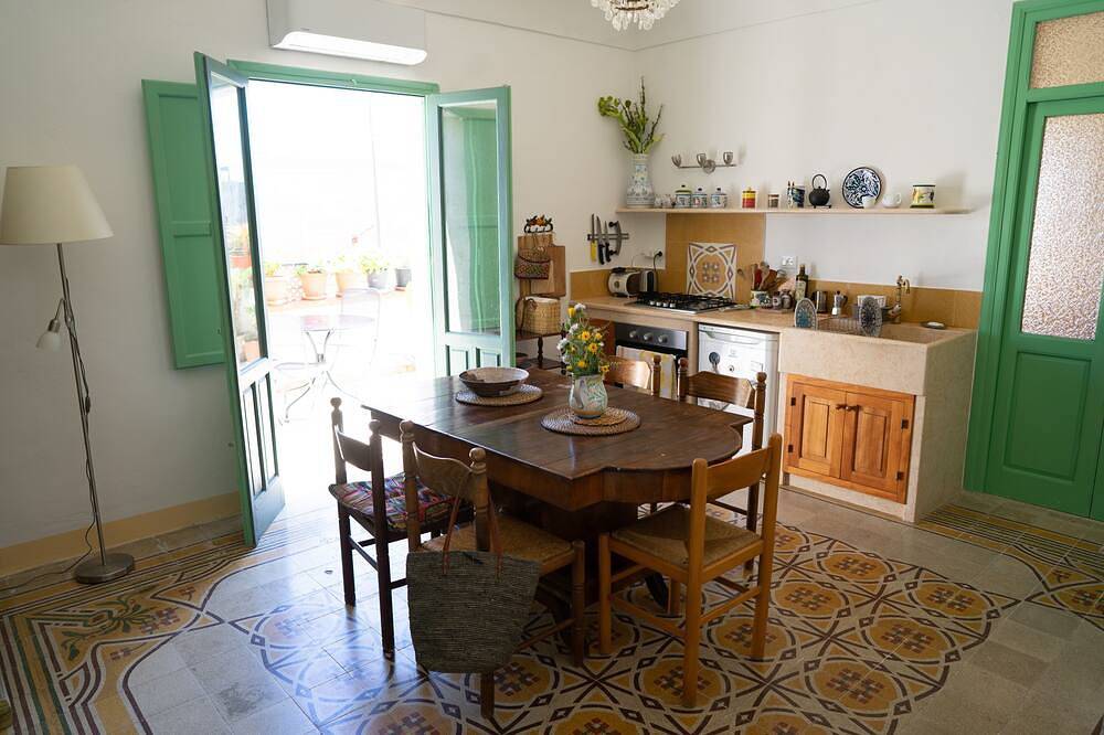 Apartamento entero, Gran apartamento en el centro histórico de Favignana (Islas Egadi, Sicilia) in Favignana Ciudad, Favignana