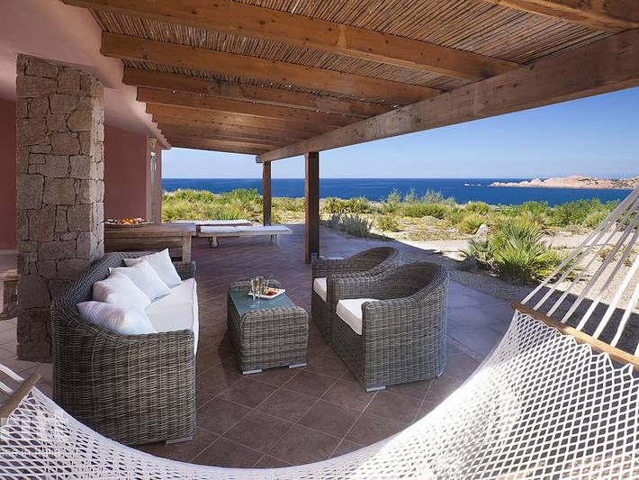 Casa vacanza per 6 persone, con balcone/terrazza e terrazza a Isola Rossa