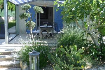 Gîte pour 5 personnes, avec jardin et terrasse, animaux acceptés à Salles-d'Aude