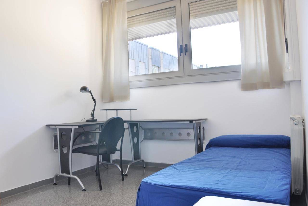 Residencia Universitaria Resa Campus de Montilivi in Gérone, Gironès