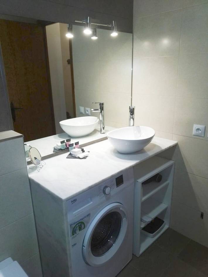 Location de vacances pour 6 personnes, avec terrasse ainsi que sauna et jacuzzi, animaux acceptés dans Arinsal - 2