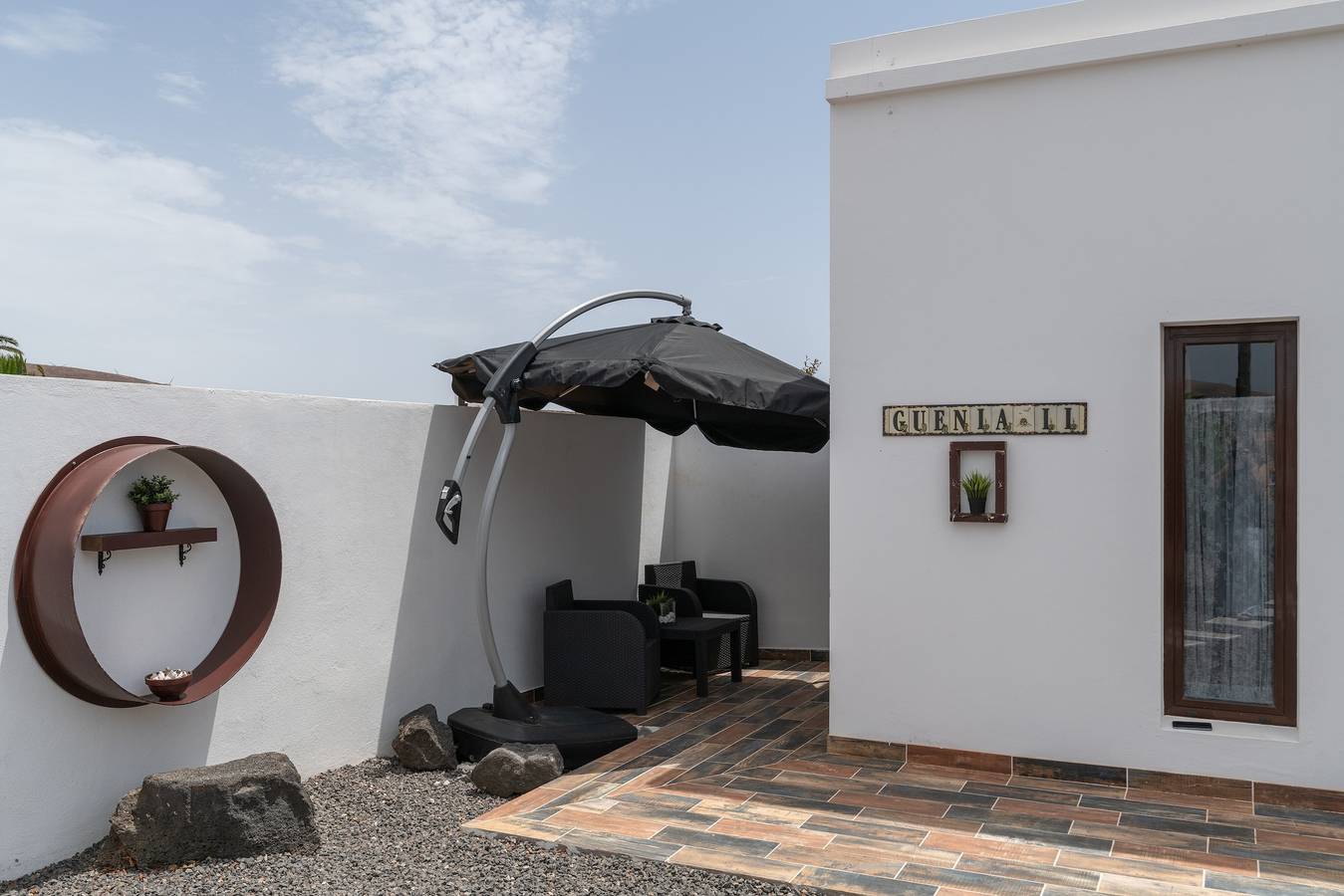 Casa Vacacional 'Guenia Ii' con Vista a la Montaña, Wi-Fi y Aire Acondicionado in El Mojón (Lanzarote), Teguise