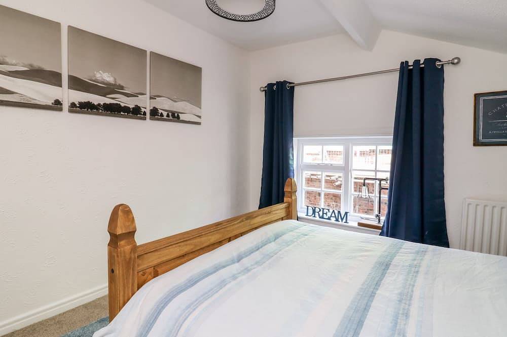 Ickle Pickle Cottage, pet friendly in Thirsk in Thirsk, North Yorkshire