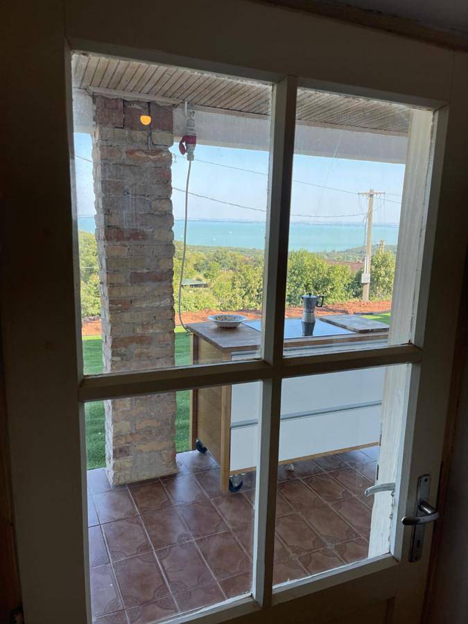Two-Bedroom House in Balatonalmadi, Plattensee nordufer