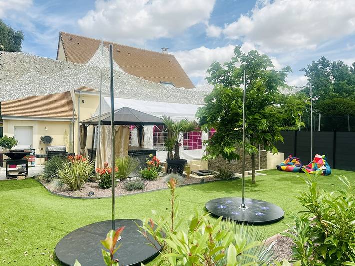 Villa pour 15 personnes, avec Jacuzzi et Terrasse ainsi que Jardin et Sauna