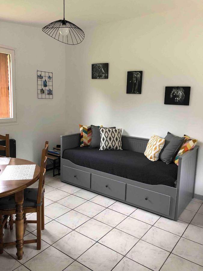 Location de vacances pour 4 personnes, avec jardin et terrasse à Épretot - 2