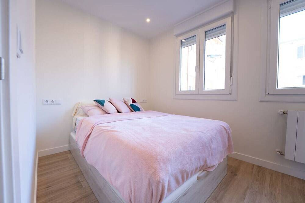 Apartamento entero, `Lujo Urbano: 2Habs. Sdr` in Santander, Costa de Cantabria