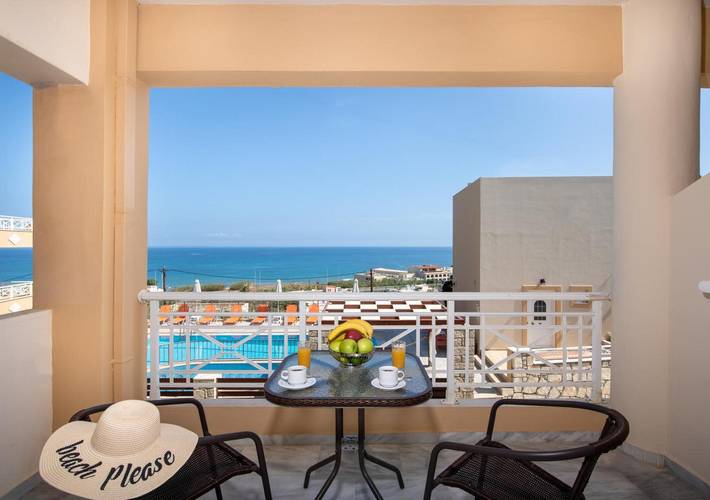 Studio für 2 Personen, mit Kinderpool und Balkon in Rethymno und Umgebung