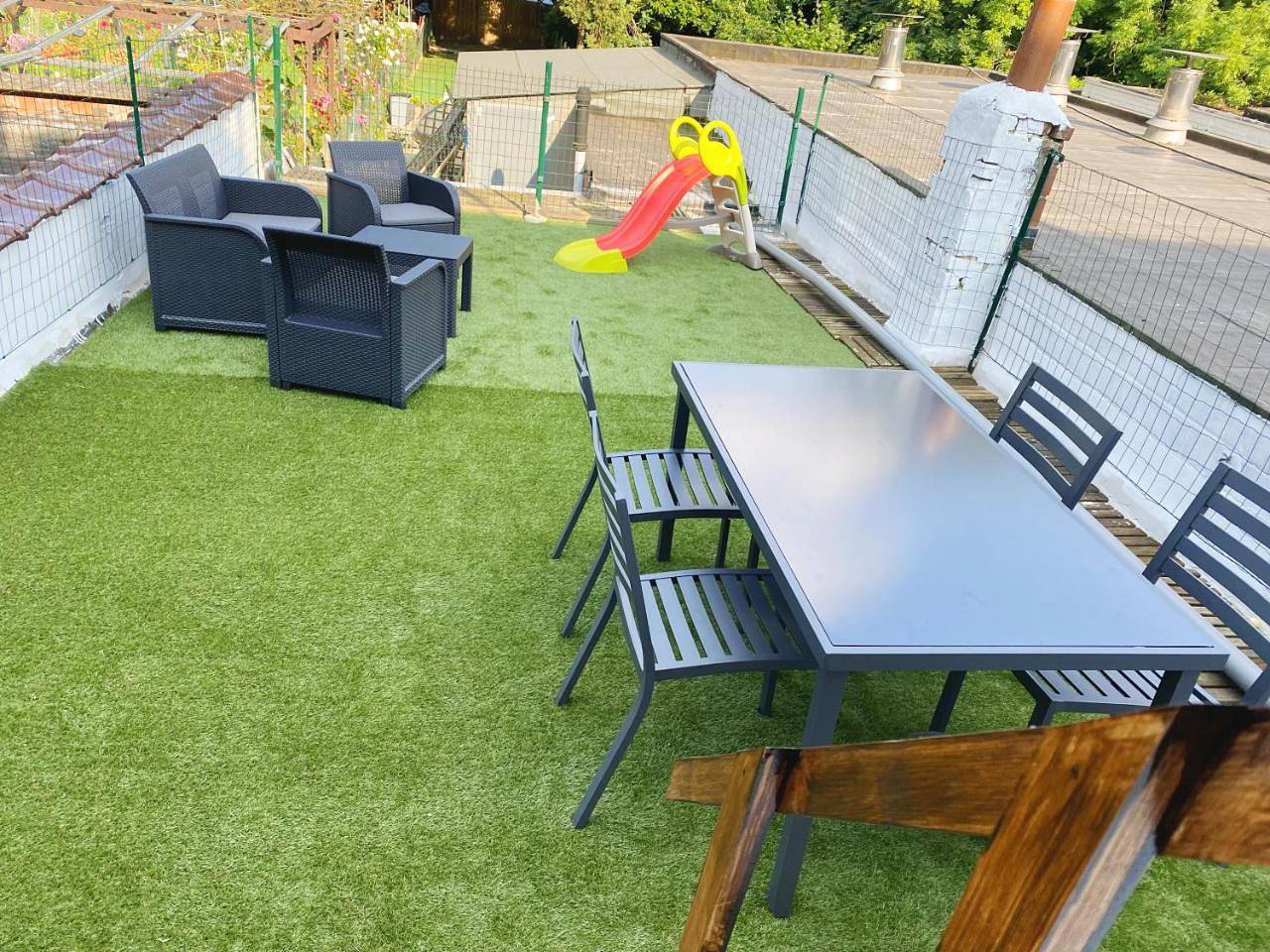 Entire apartment, Apartment with View and Balcony in Brussels, Brussels region