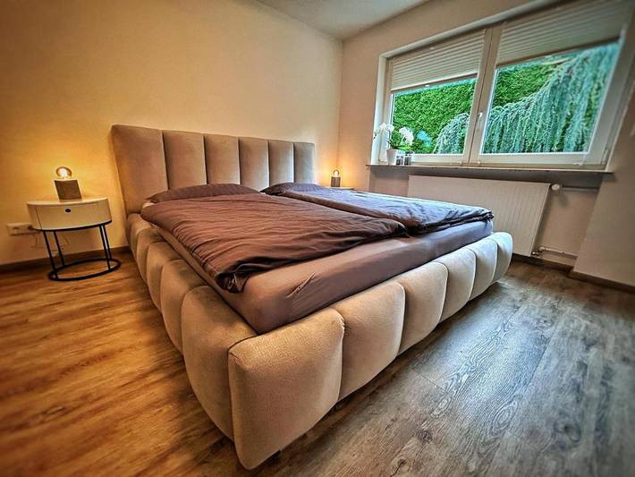 Ferienwohnung für 2 Personen, mit Terrasse und Garten sowie Ausblick