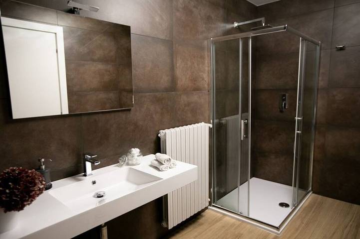 Ganze Wohnung, Two-Room Dovegrey Apartment In Donizetti Royal in Bergamo, Bergamo Provinz