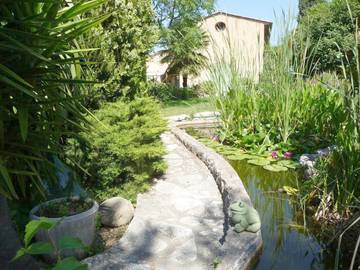 Gîte pour 7 personnes, avec jardin et vue à Castagniers