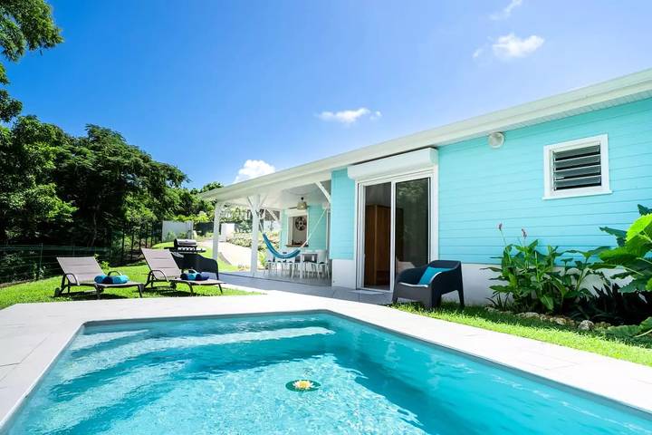 Villa für 6 Personen, mit Pool und Garten in Saint-François