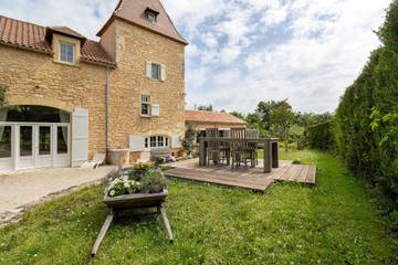Cottage for 2 People in Montcabrier, Lot, Photo 1