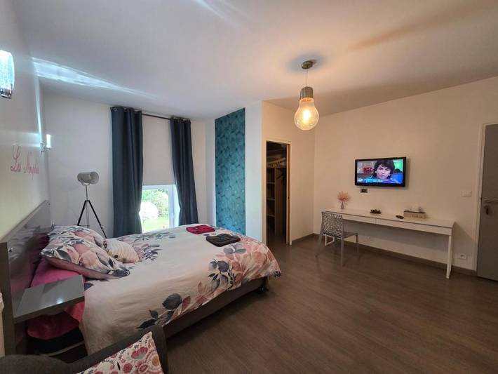 Gîte pour 4 personnes, avec jardin et sauna à Lonny