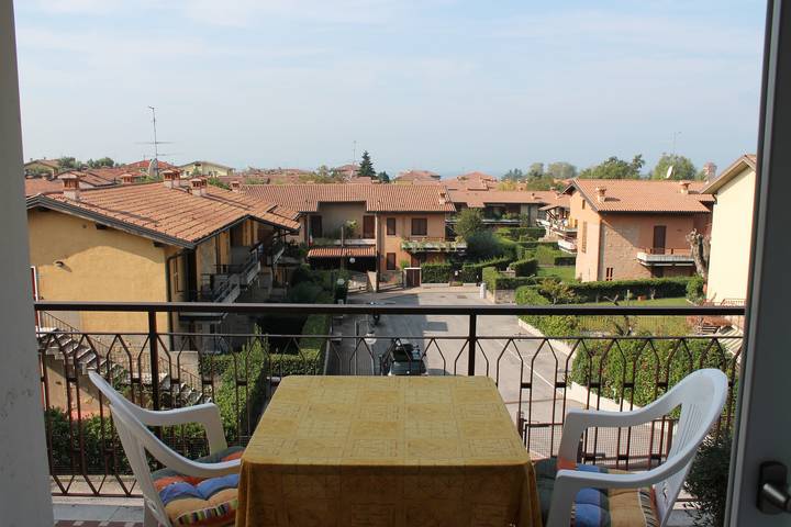 Apartamento vacacional entero, Apartamento de vacaciones con balcón in Lazise, Montañas Garda