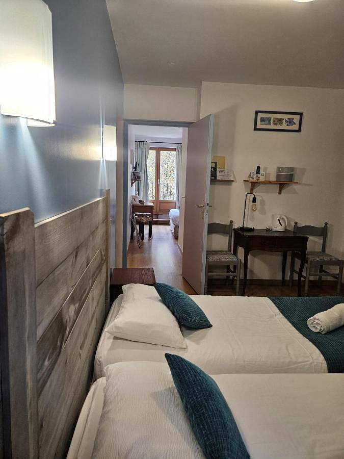 Hôtel pour 3 personnes à Treschenu-Creyers - 2