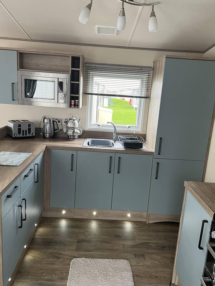 2 Bed Caravan - Sleeps 6 - Parking - Pets in North Tyneside
