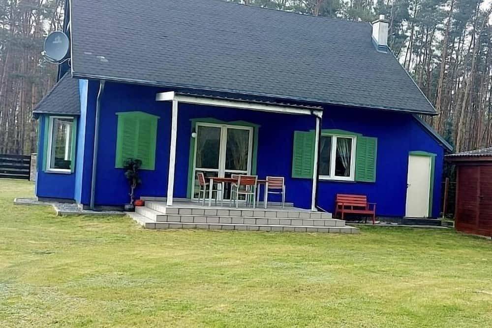 Ferienhaus Jagoda, umzäuntes Grundstück für Familie und Hund nah am Wasser in Nowe Warpno, Stettiner Haff